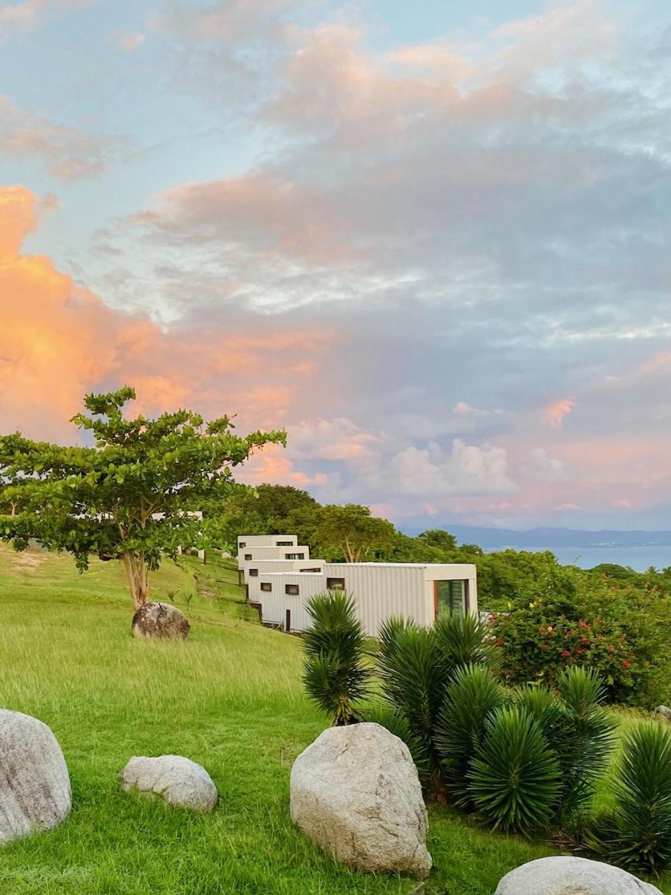 Lejos Eco Retreat Hotel Vieques Exterior photo